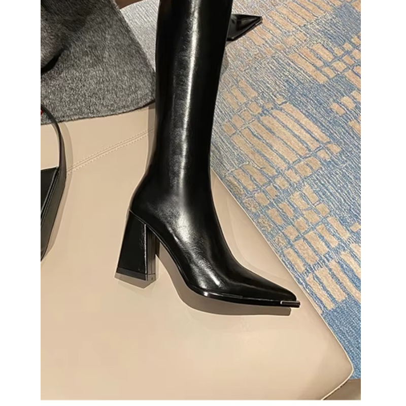 Bota Feminina Cano Longo Bico Fino Salto Grosso6