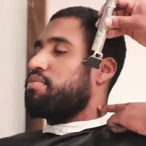 Máquina Elétrica de Corte Barba e Cabelo