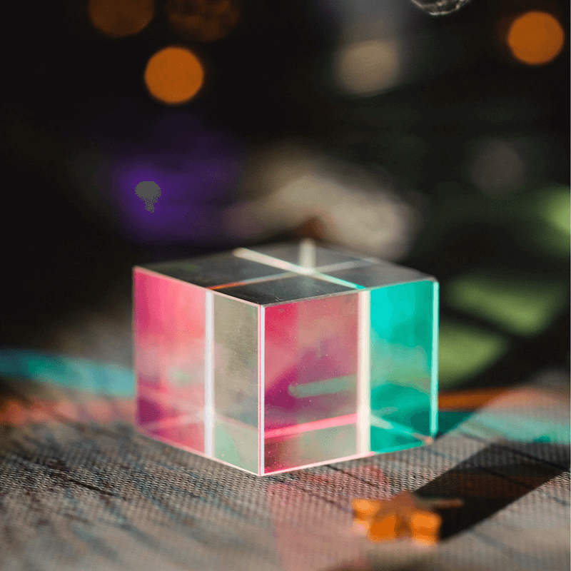Excluzziva Store - Cubo Mágico de Vidro Luz Prisma 7 Cores de Cristal