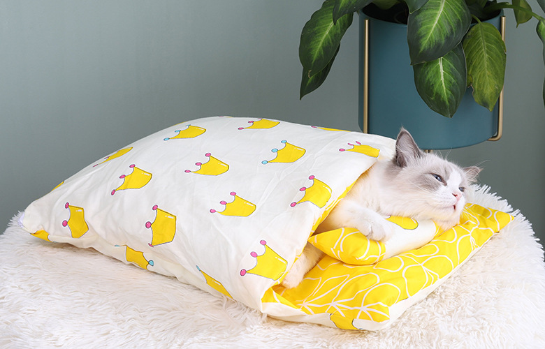 Cama para gatos Petsleep https://haveall.com.br/products/cama-para-gatos-saco-de-dormir-petsleep?variant=42643611