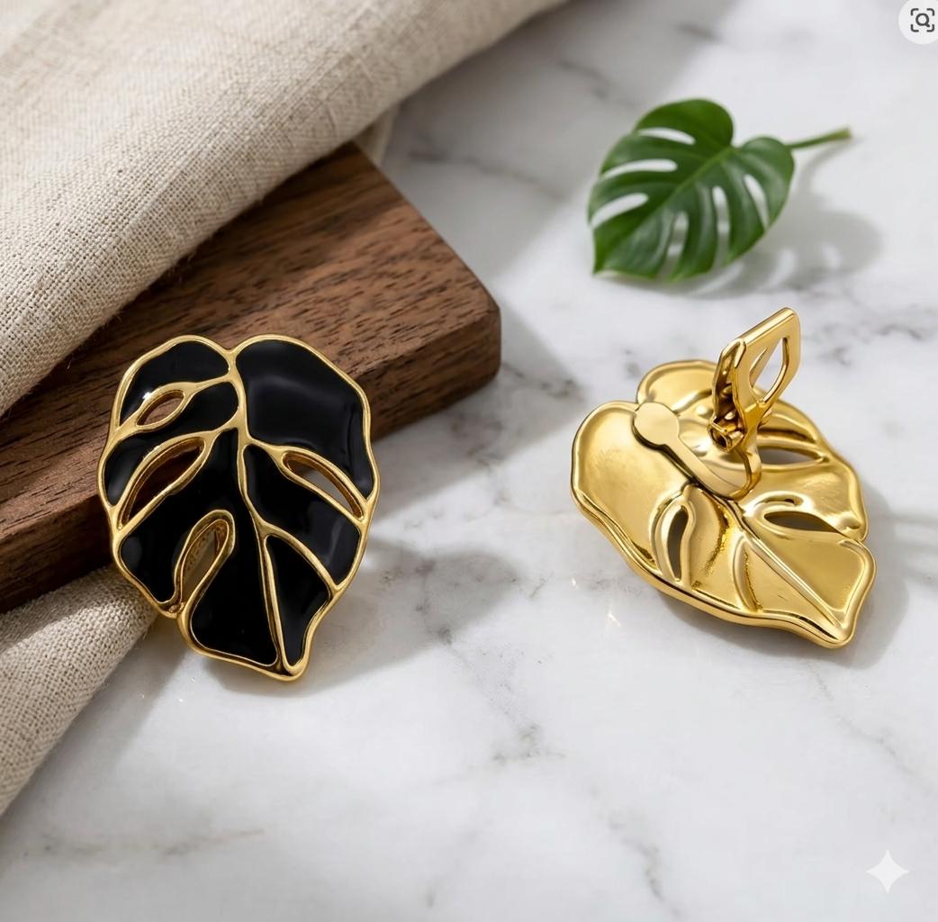 Brinco de Pressão Preto de Folha Esmaltado Eva