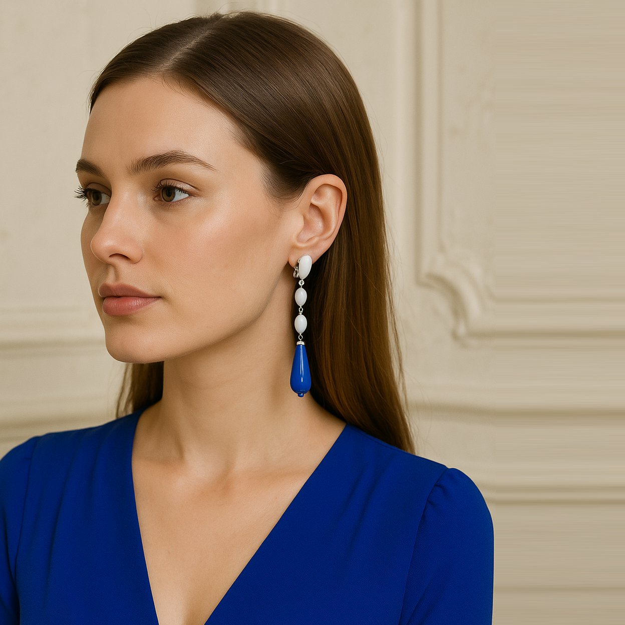 Brinco de Pressão Branco e Azul Longo Elegante de Gota Bianca