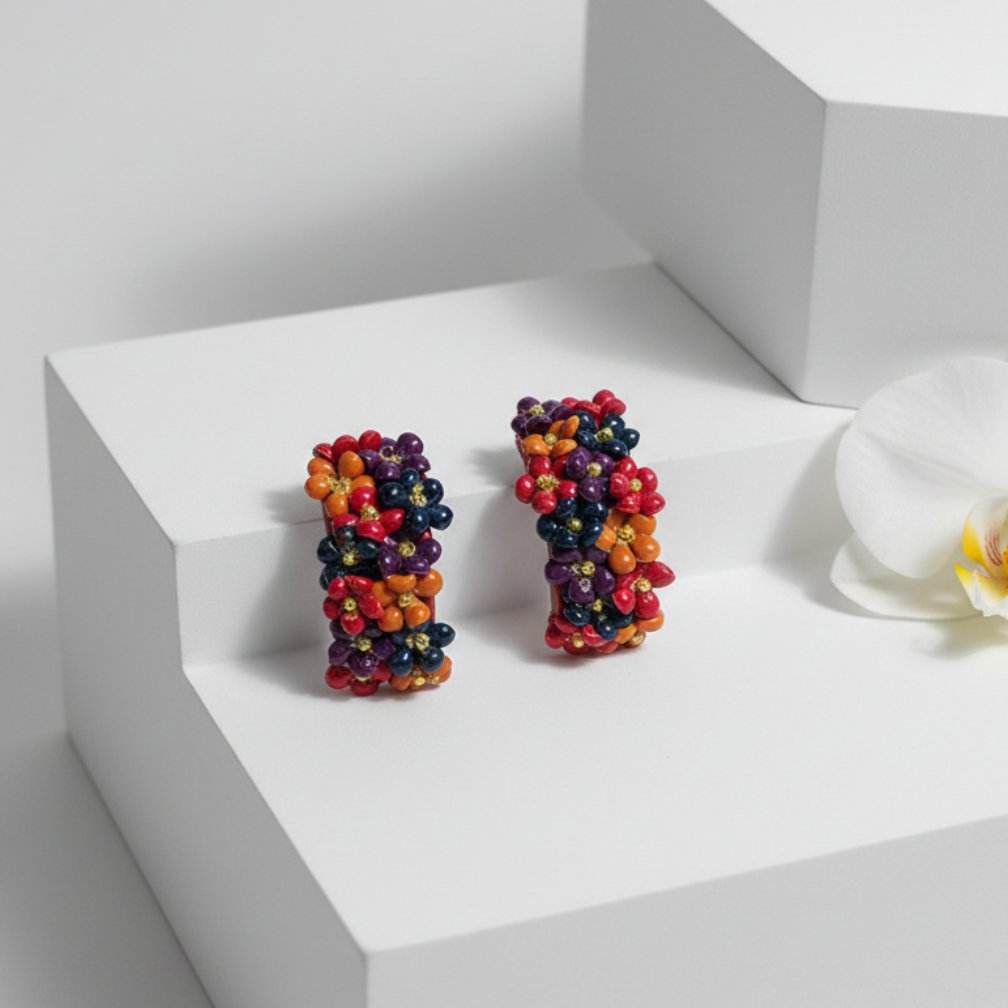Brinco de Pressão Colorido De Florzinhas Delicado