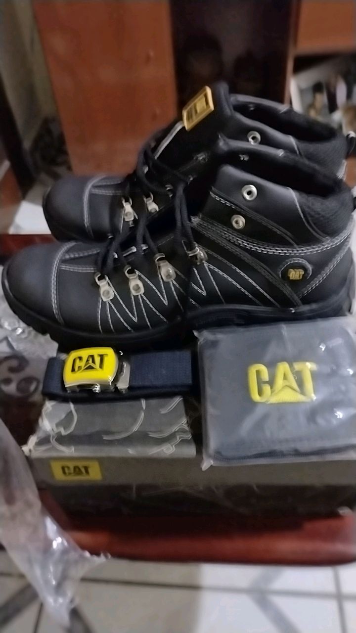 Unboxing Bota Caterpillar CAT  Comprada no Mercado Livre 