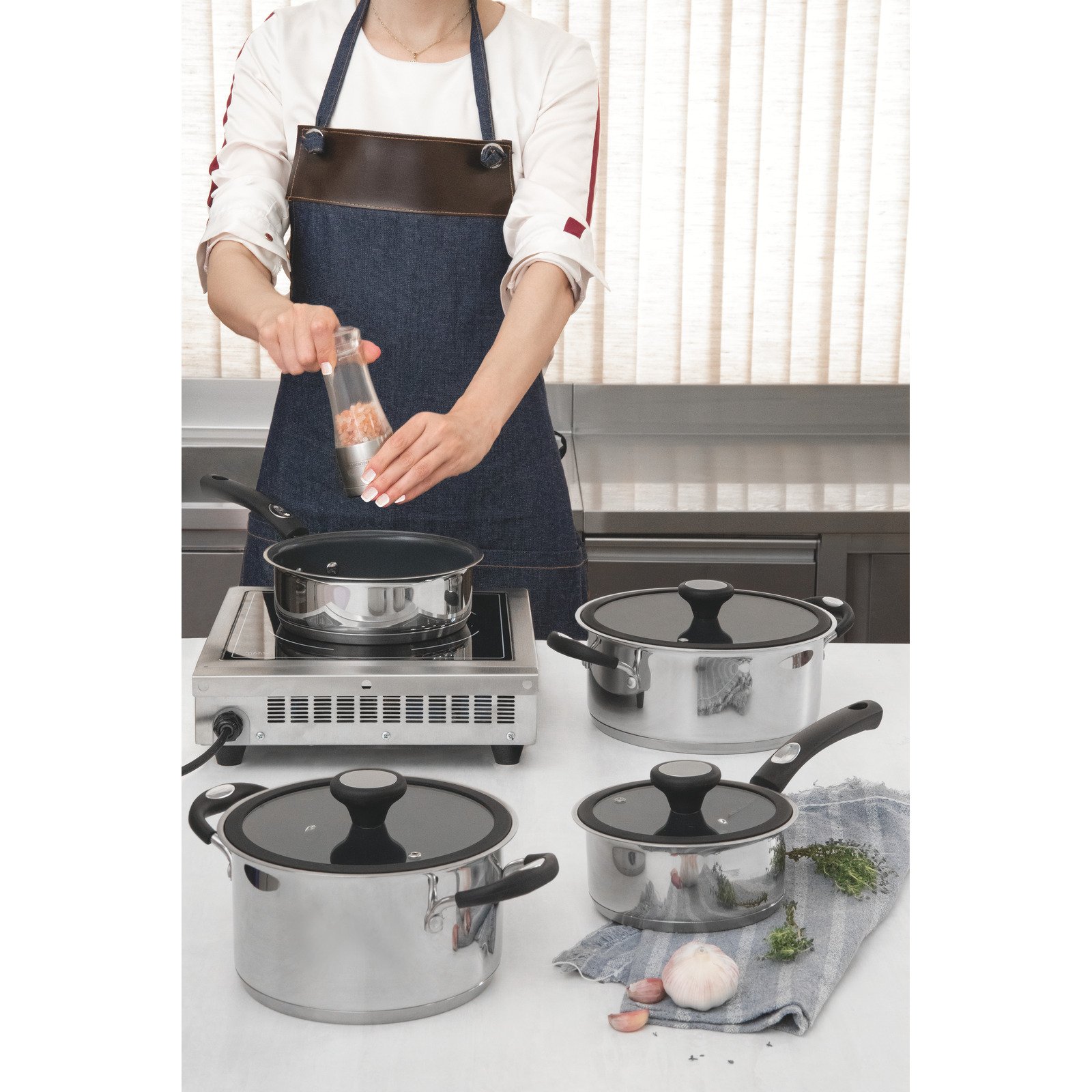 Jogo de Panelas Tramontina Solar Ceramic em Aço Inox Fundo Triplo com Revestimento Interno Cerâmico Grafite 4 Peças - foto 11