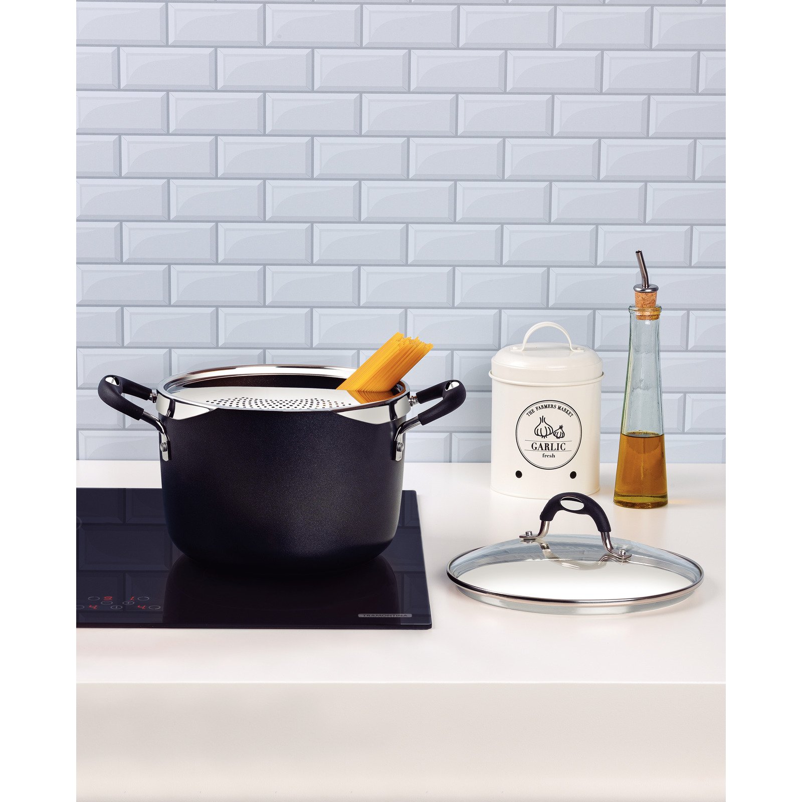 Espagueteira Tramontina Mônaco Induction em Alumínio com Revestimento Interno e Externo Antiaderente Starflon Premium Preto com Tampa 22 Cm 5,4 L - foto 4