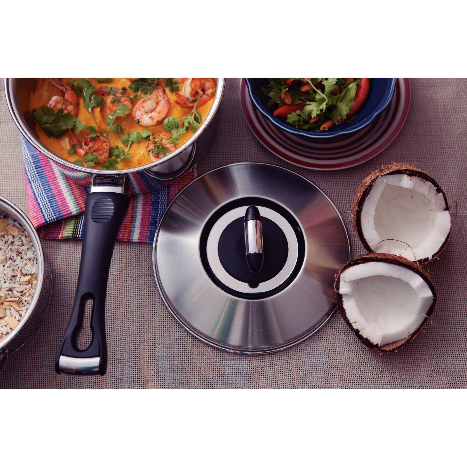 Panela Tramontina Solar Baquelite em Aço Inox Fundo Triplo com Tampa Cabo de Baquelite 20 Cm 2,9 L - foto 2