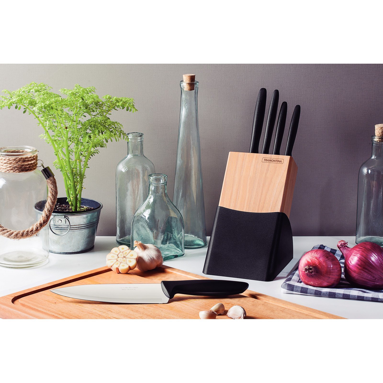 Jogo de Facas Tramontina Plenus com Lâminas em Aço Inox Cabos de Polipropileno Preto e Suporte de Madeira 6 Peças - foto 6