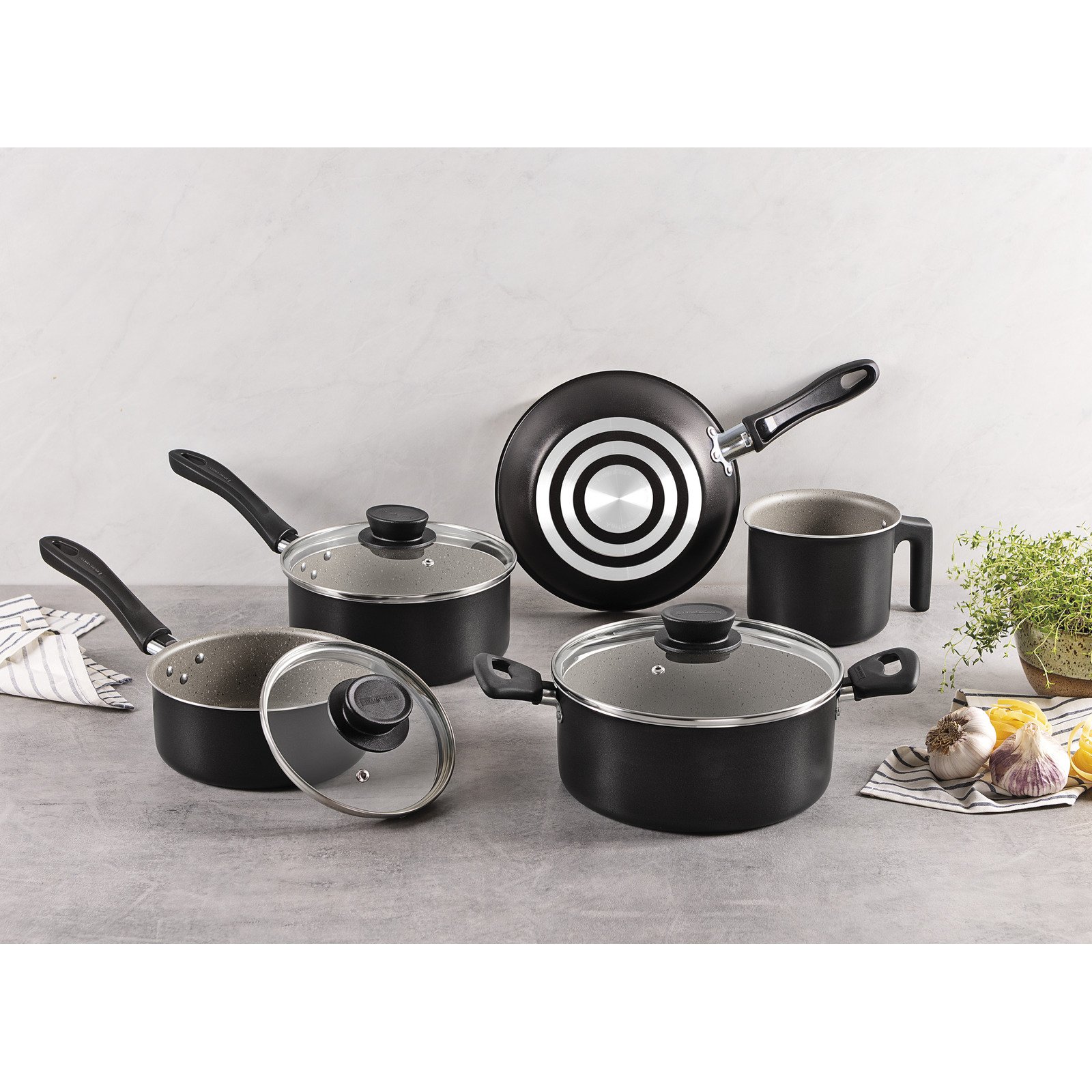 Jogo de Panelas Tramontina Linz em Aluminio com Revestimento Interno e Externo em Antiaderente Starflon Max Preto 05 Peças - foto 3