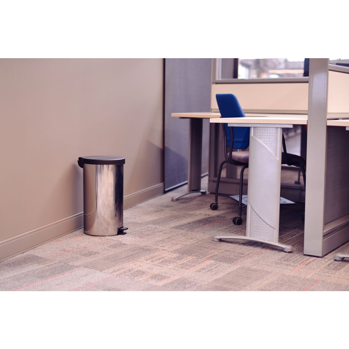 Lixeira Pedal 20L New Tramontina Aço Inox - foto 6