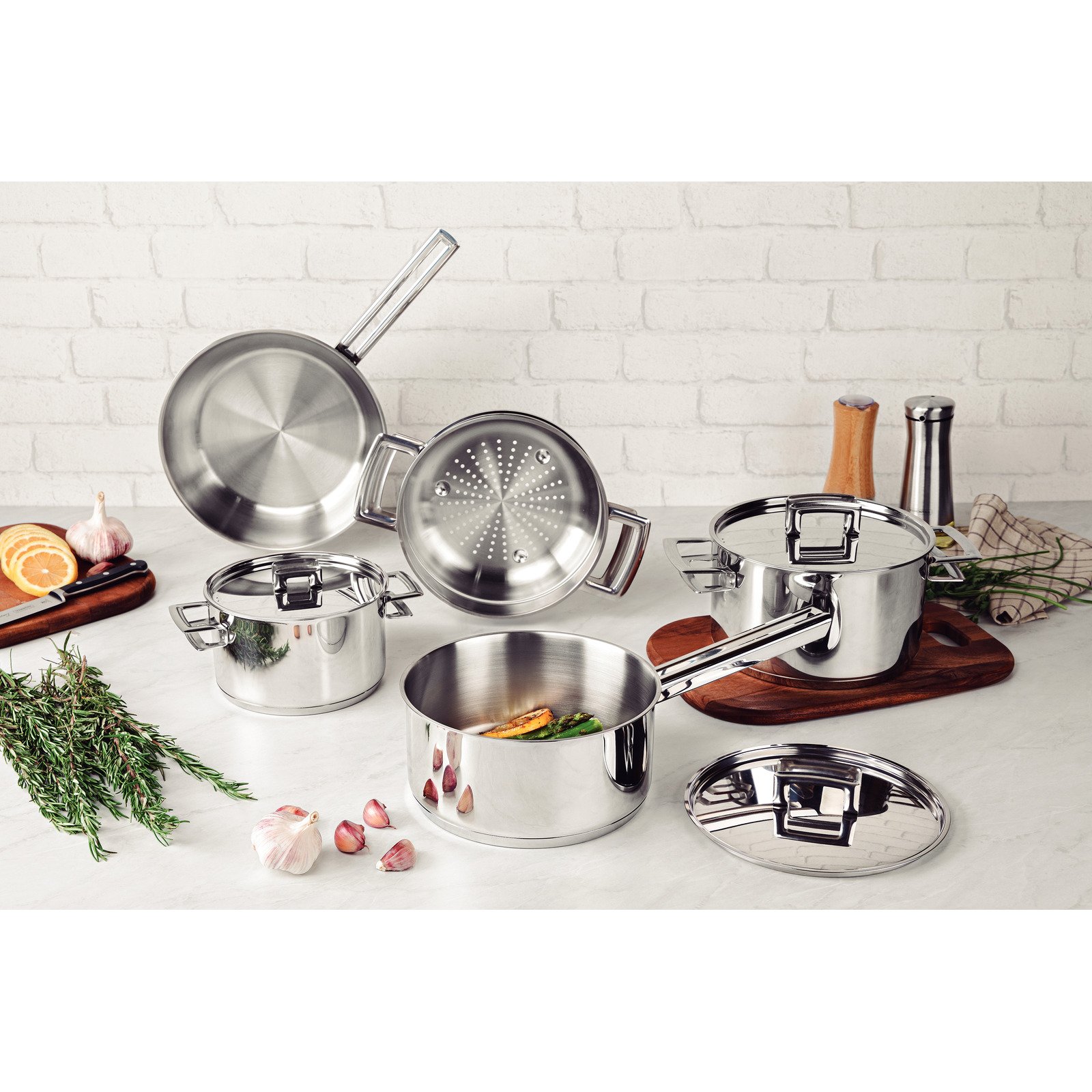 Caçarola Funda Tramontina Solar em Aço Inox com Fundo Triplo Tampa e Alças Ø 16 Cm 1,8 L sem Embalagem - foto 5