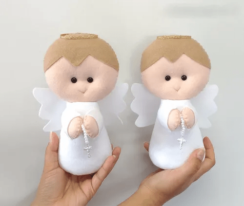 Anjinhos em feltro